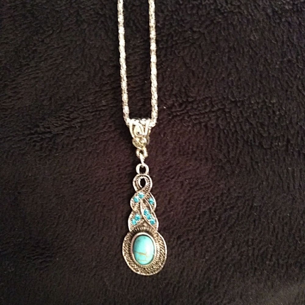 NEW - Necklace - turquoise color